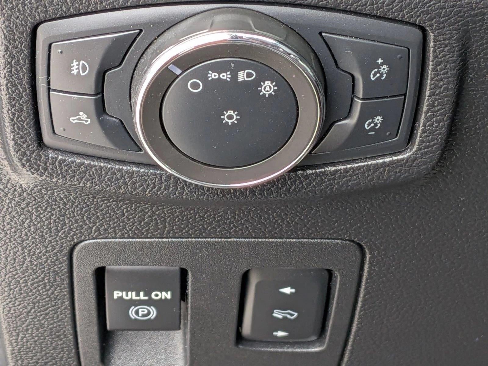 2020 Ford F-150 LARIAT 2WD SuperCrew 5.5' Box