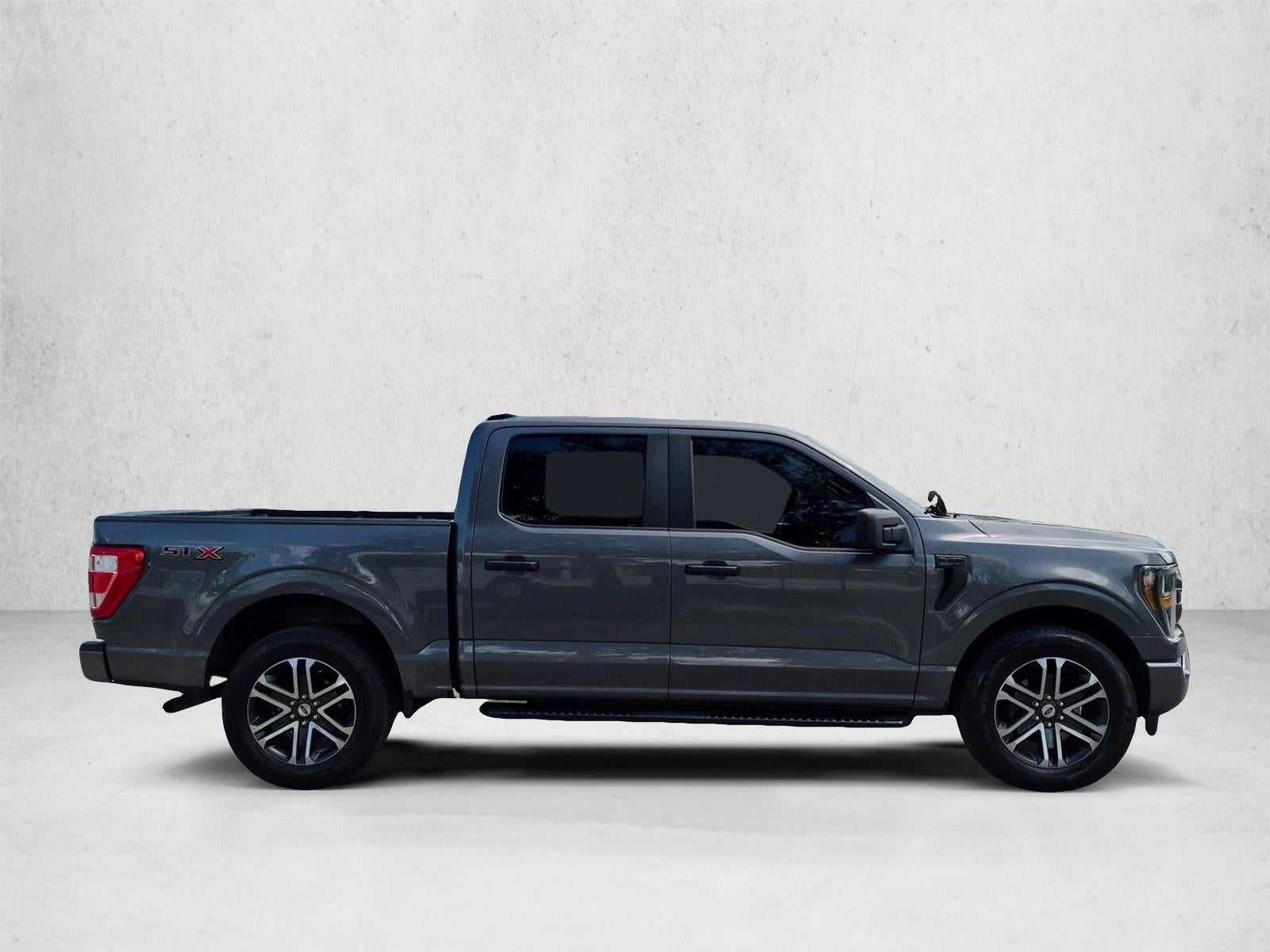 2023 Ford F-150 XL 2WD SuperCrew 5.5' Box