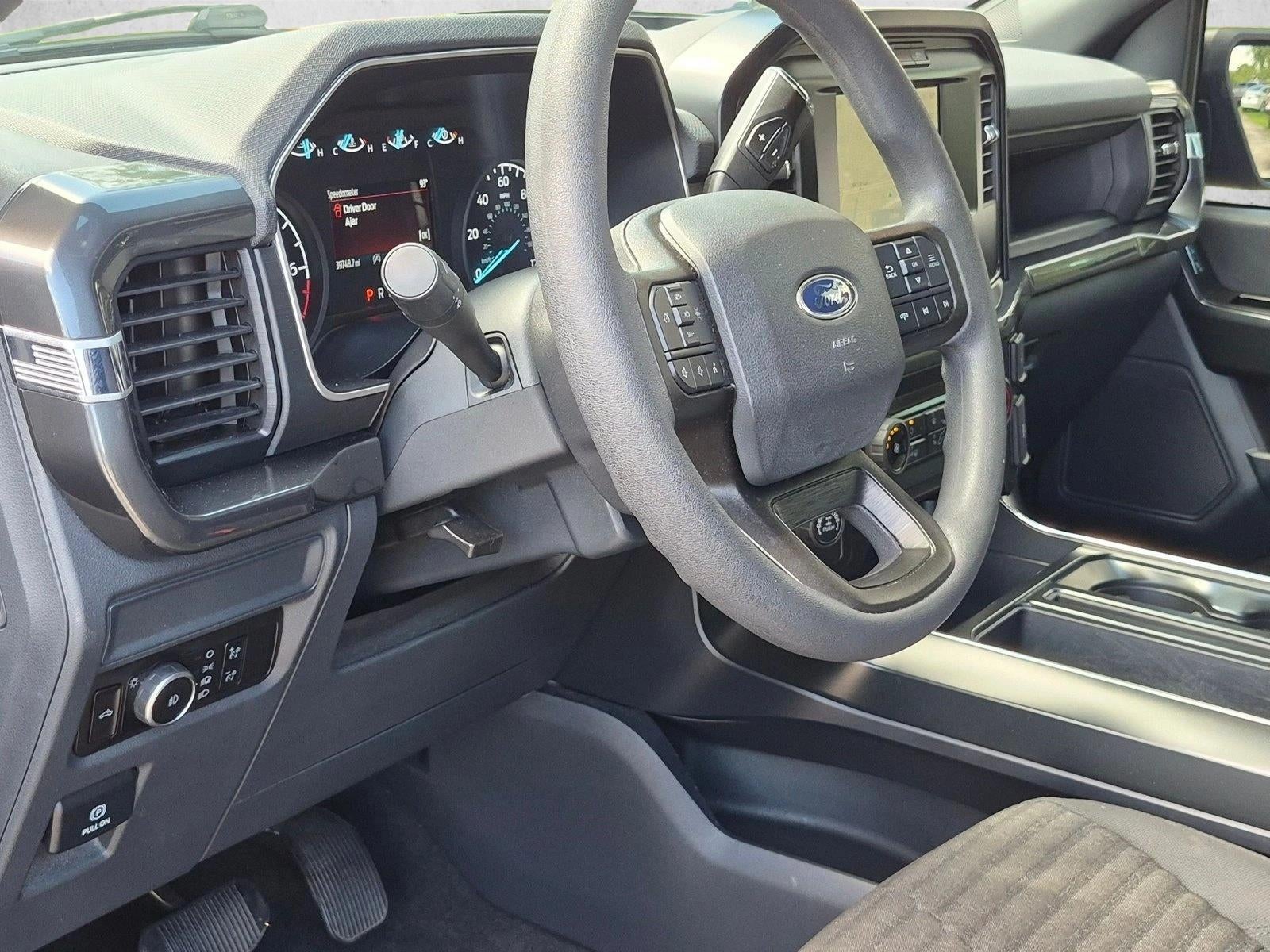 2023 Ford F-150 XL 2WD SuperCrew 5.5' Box