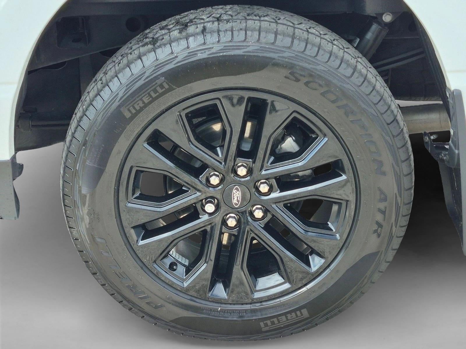 2025 Ford F-150 XLT 4WD SuperCrew 5.5' Box