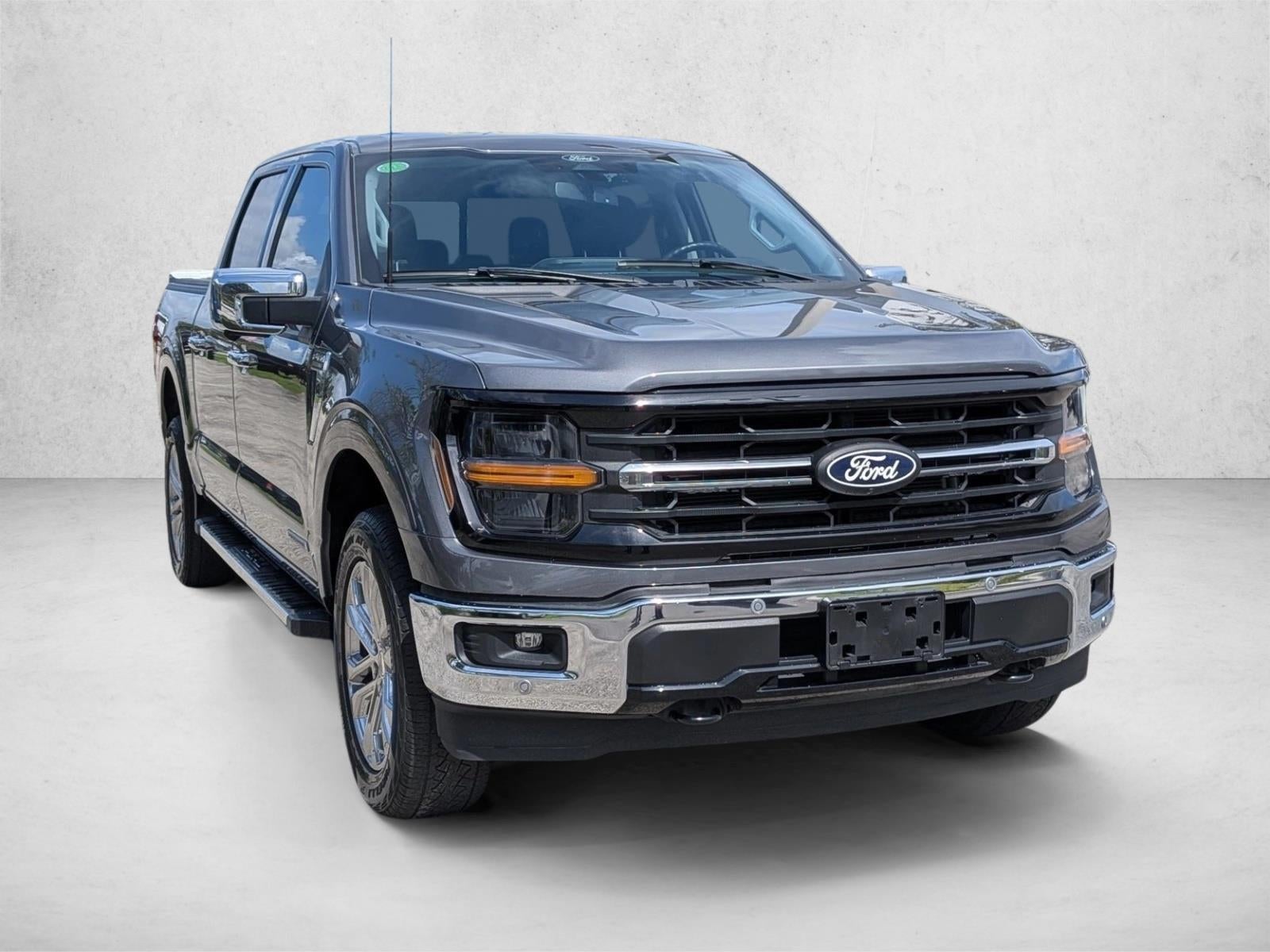2024 Ford F-150 XLT 4WD SuperCrew 5.5' Box