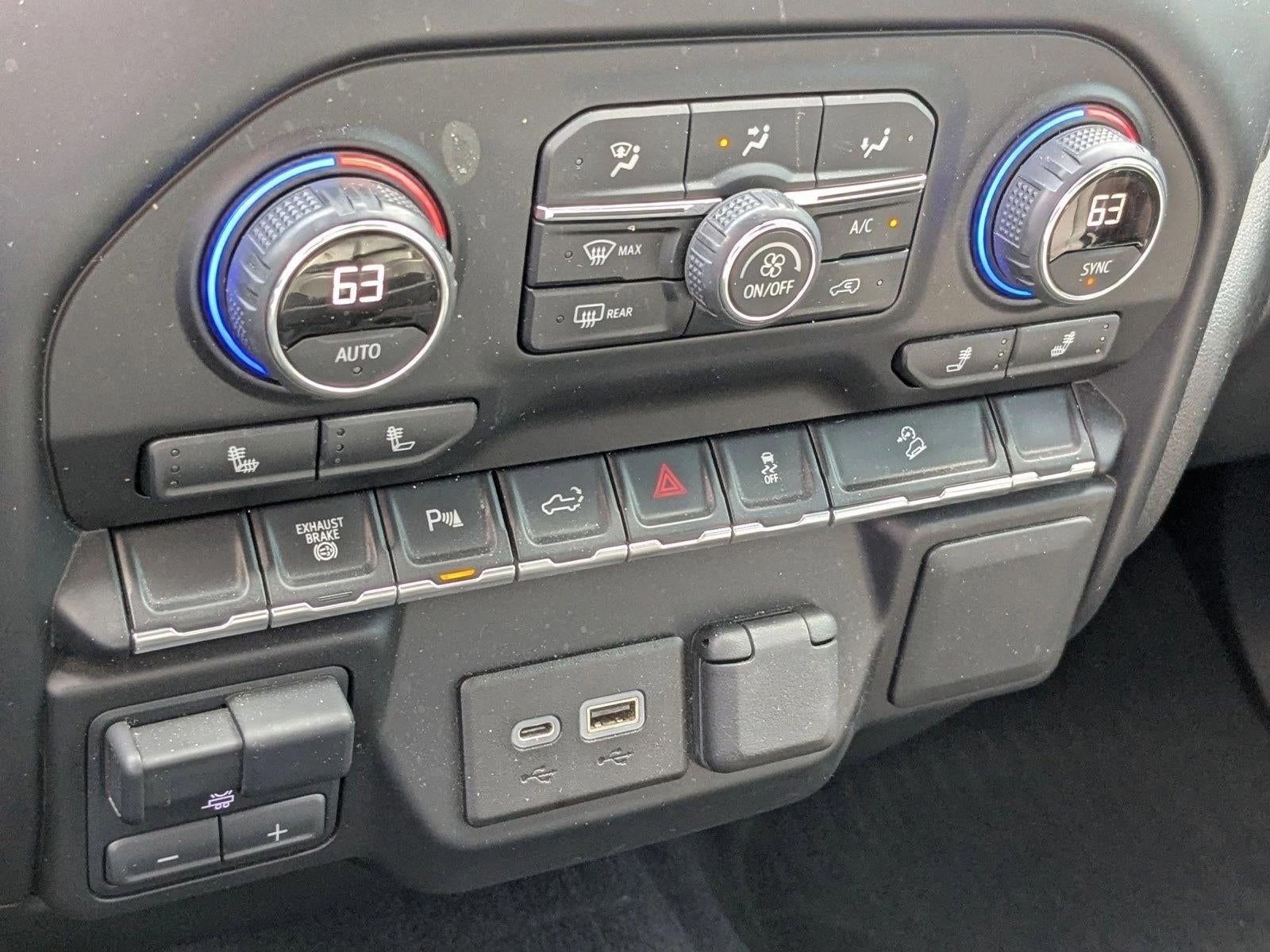 2022 Chevrolet Silverado 3500 HD Crew Cab Long Box 4-Wheel Drive LT