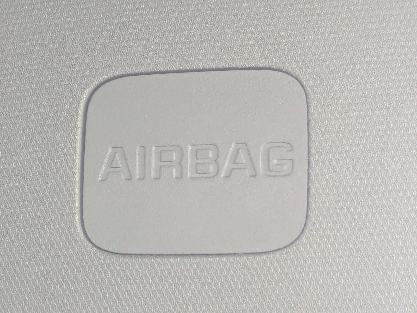 2021 Chevrolet Silverado 1500 Crew Cab Short Box 2-Wheel Drive Custom