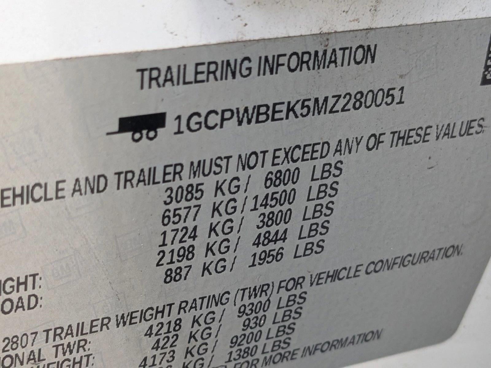 2021 Chevrolet Silverado 1500 Crew Cab Short Box 2-Wheel Drive Custom