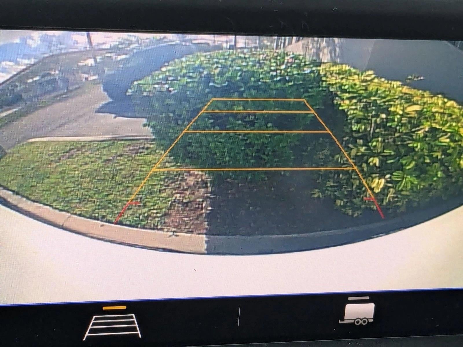 2021 Chevrolet Silverado 1500 Crew Cab Short Box 2-Wheel Drive Custom