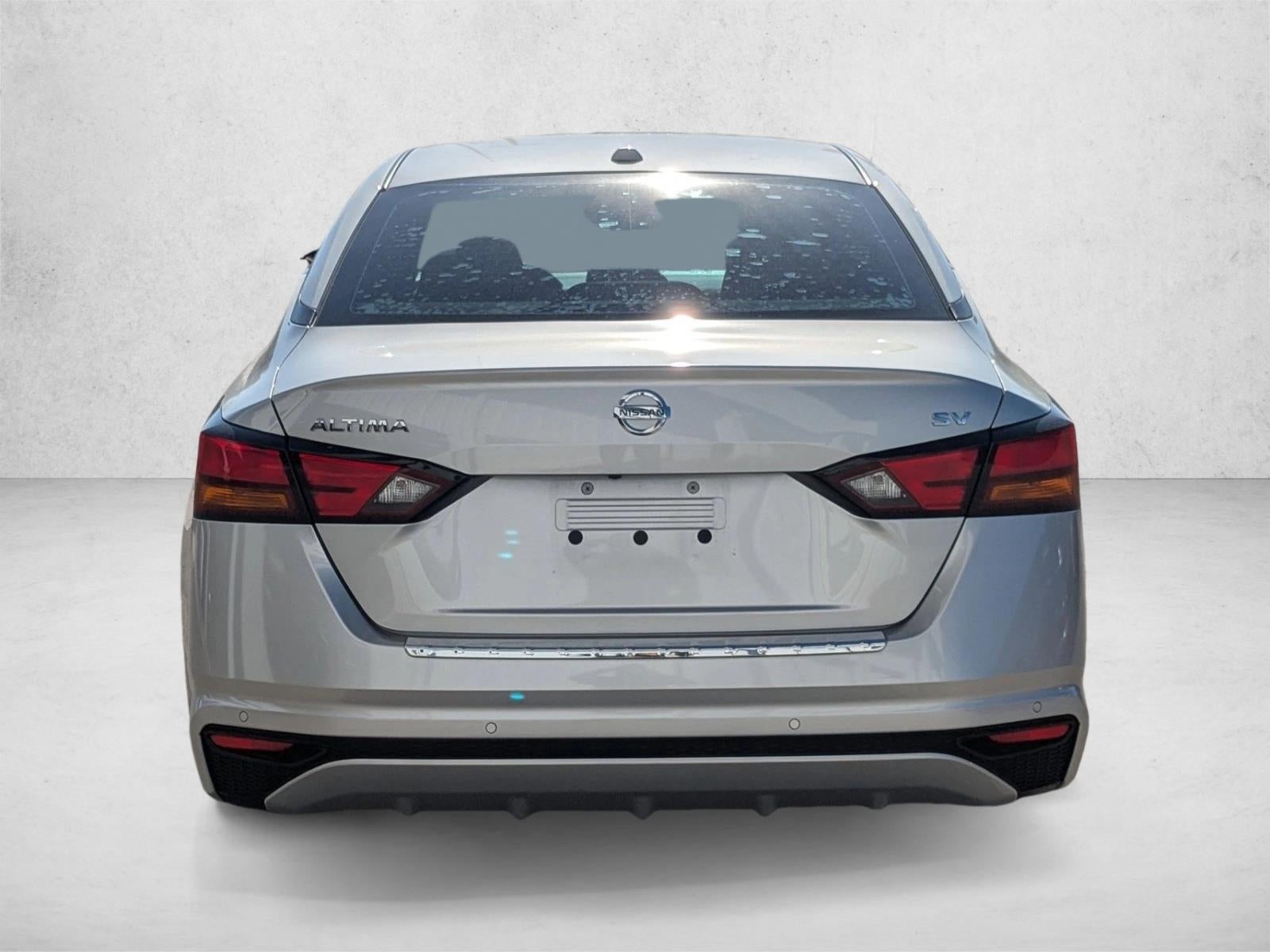 2022 Nissan Altima 2.5 SV Sedan