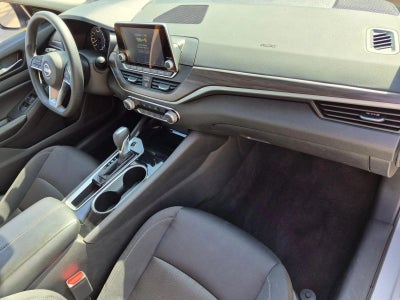 2024 Nissan Altima 2.5 SV Sedan