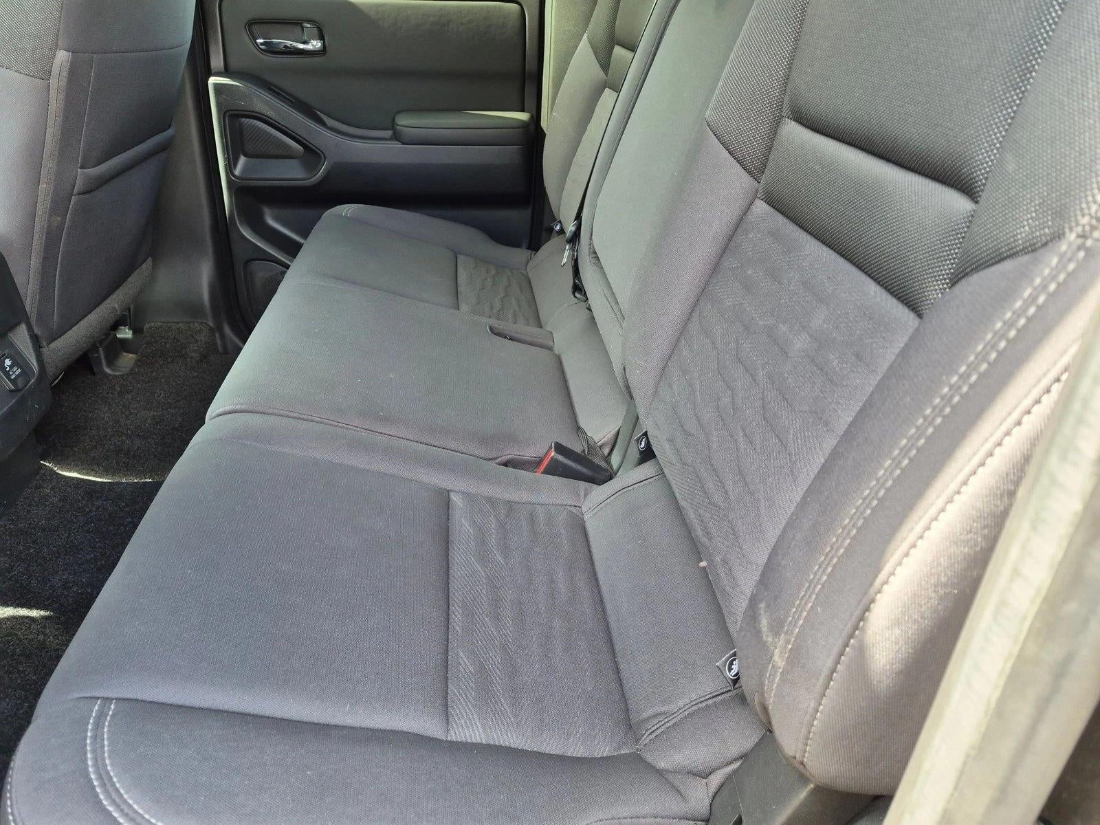 2022 Nissan Frontier Crew Cab 4x2 SV Auto