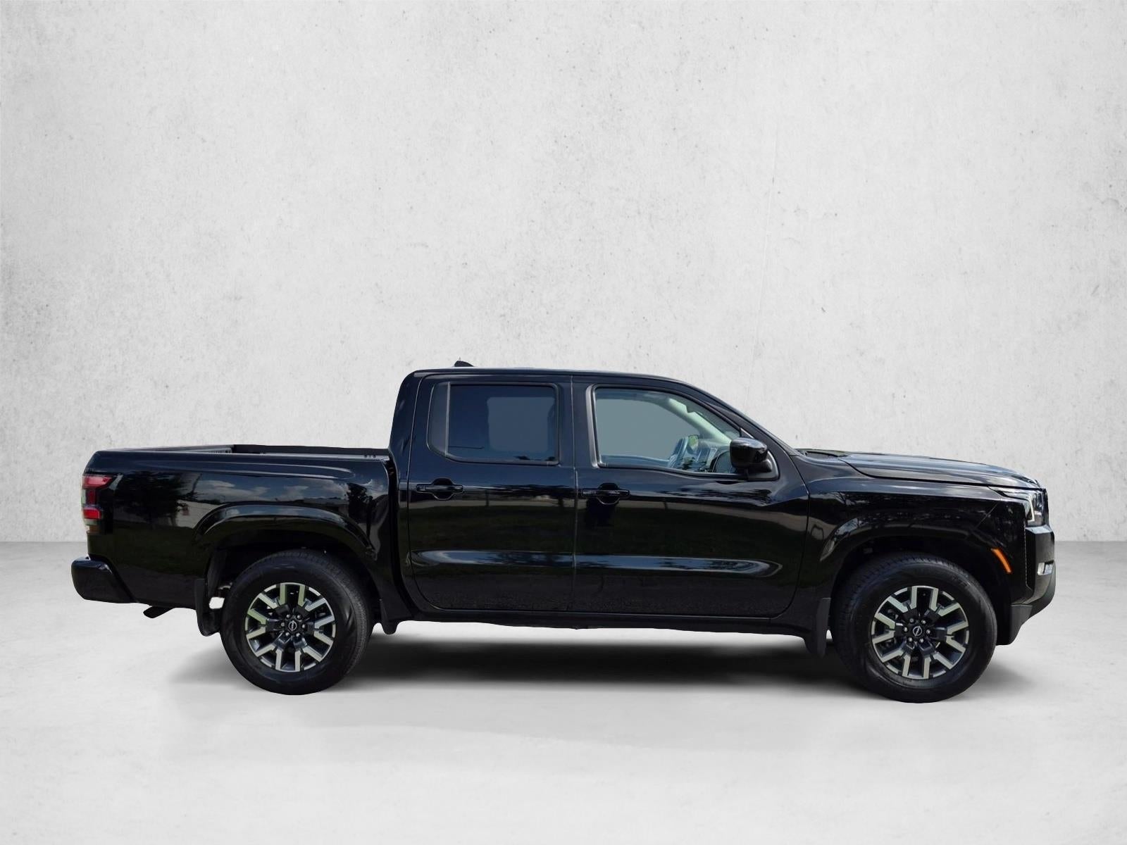 2022 Nissan Frontier Crew Cab 4x2 SV Auto