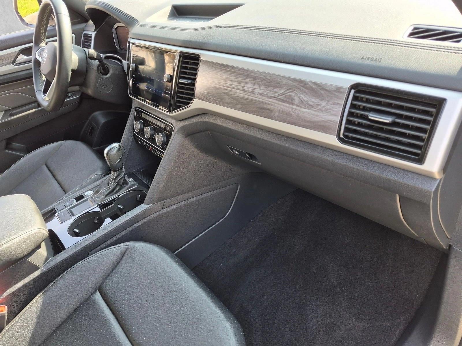 2023 Volkswagen Atlas Cross Sport 3.6L V6 SE w/Technology FWD