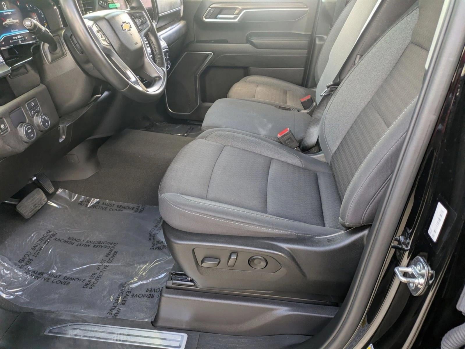 2025 Chevrolet Silverado 1500 Crew Cab Short Box 2-Wheel Drive LT