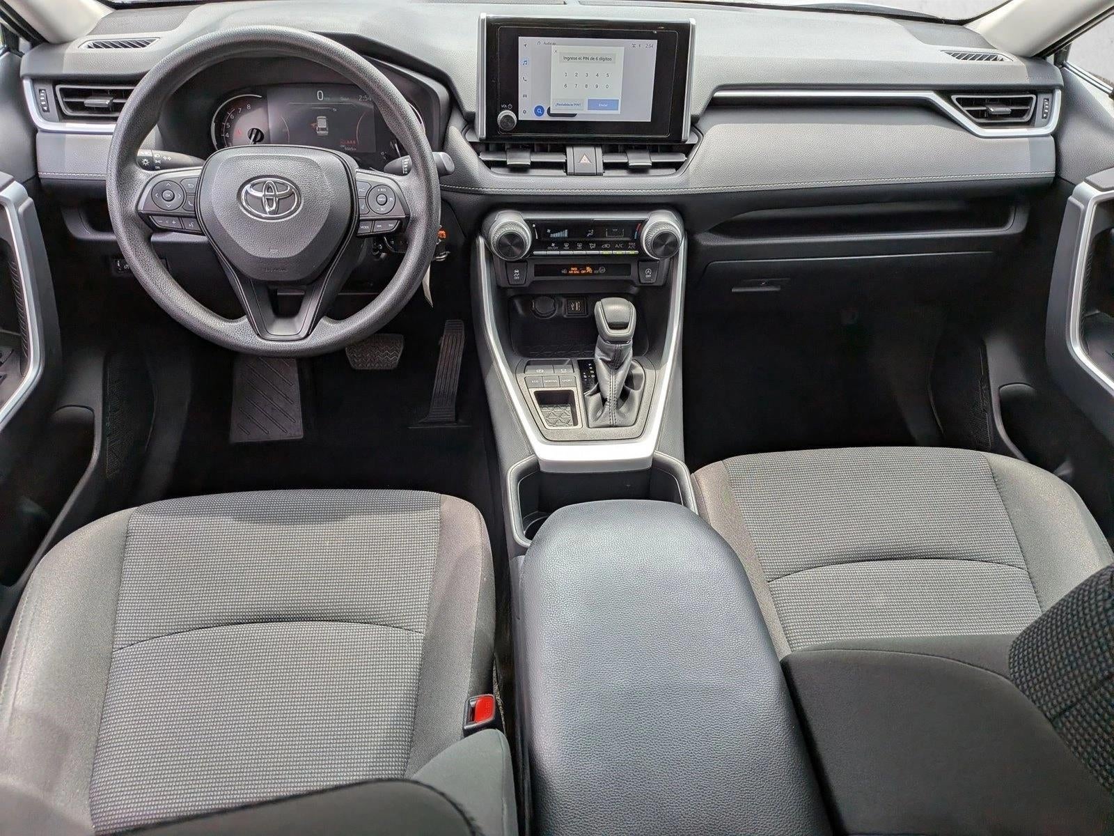 2025 Toyota RAV4 LE FWD (GS)