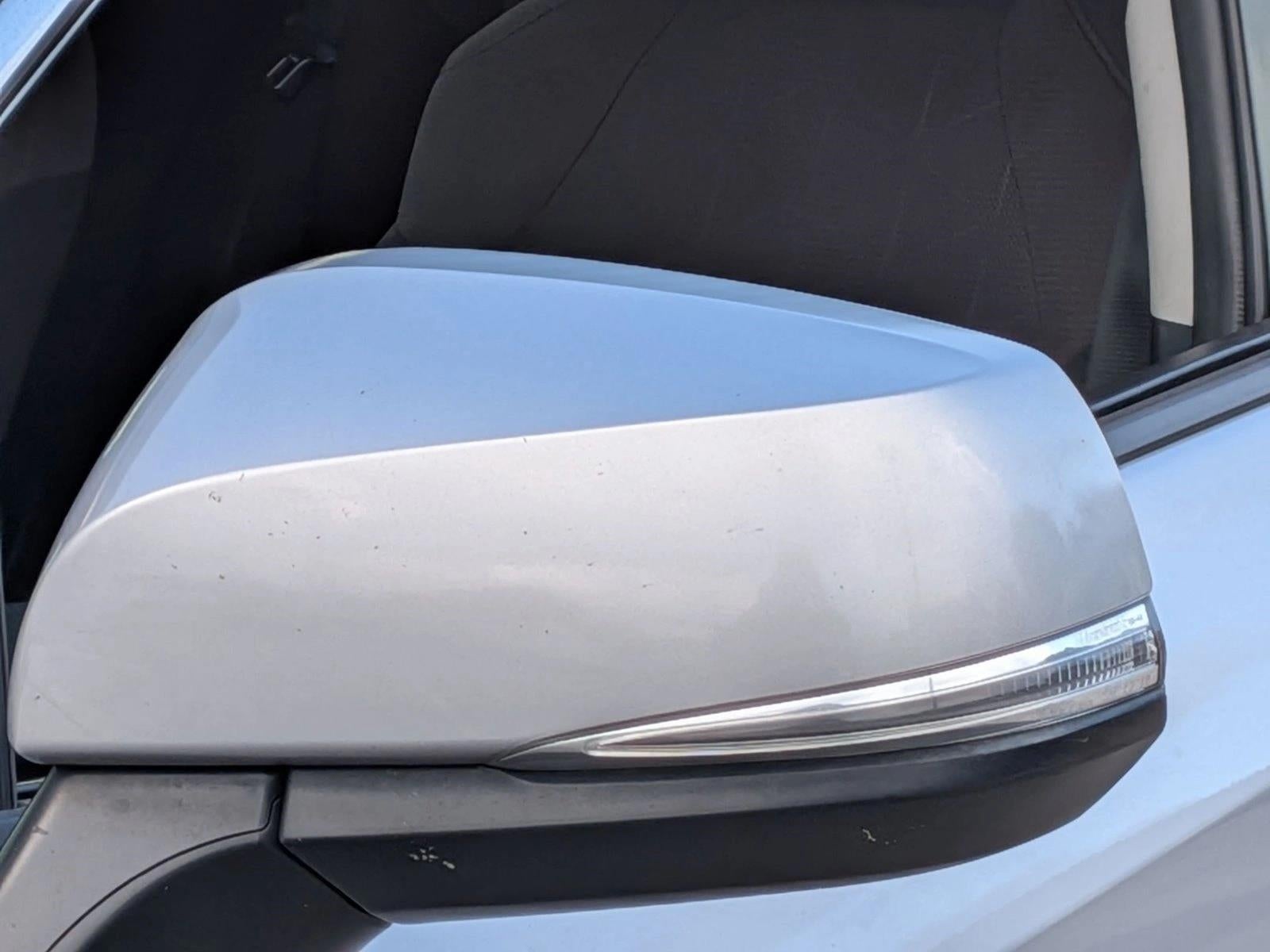 2019 Toyota RAV4 XLE FWD (GS)