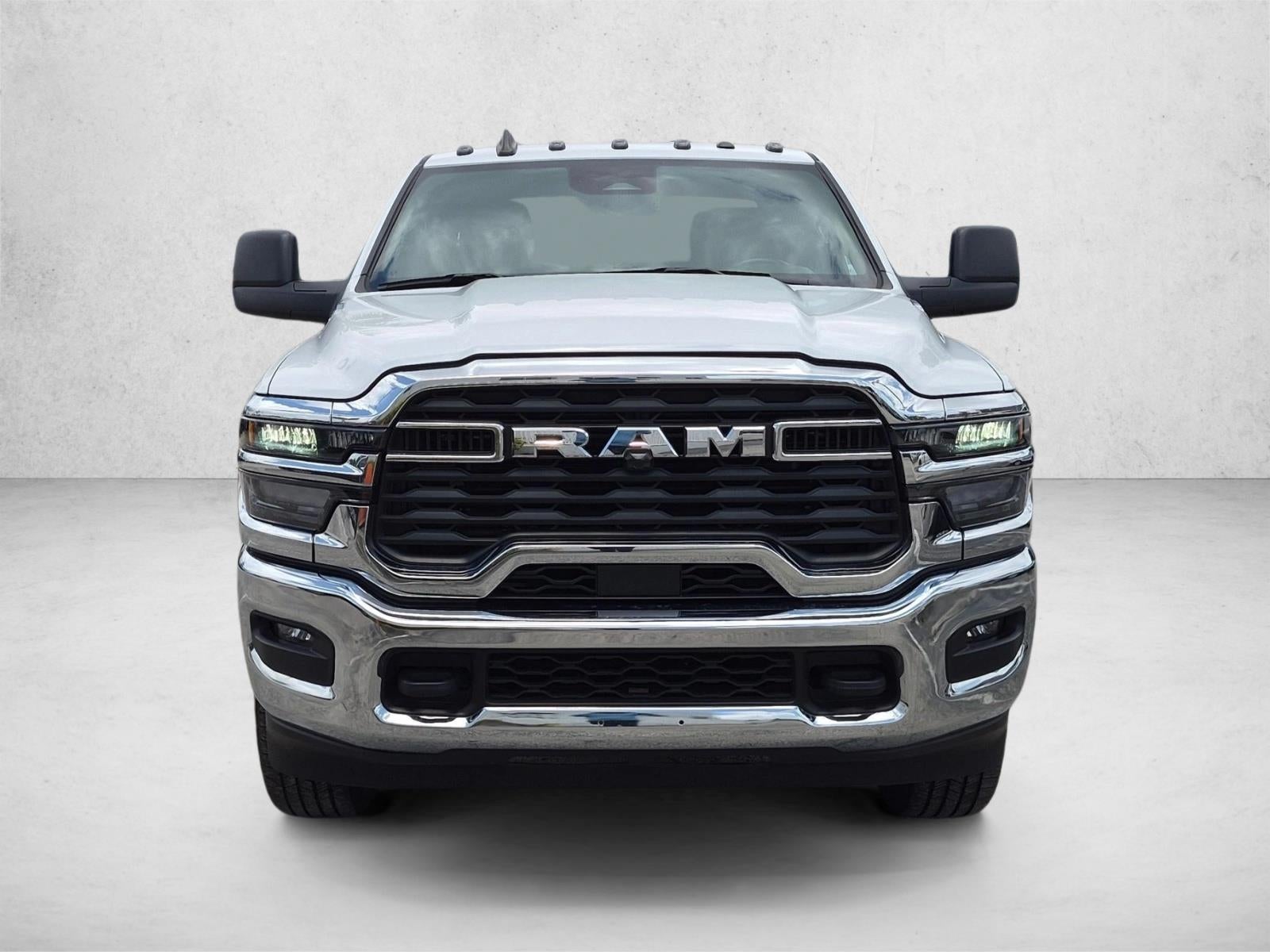 2025 RAM 2500 Tradesman 4x4 Crew Cab 8' Box