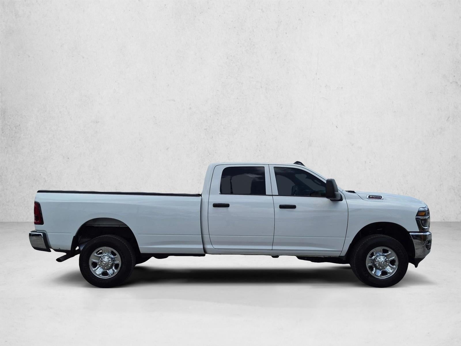 2025 RAM 2500 Tradesman 4x4 Crew Cab 8' Box