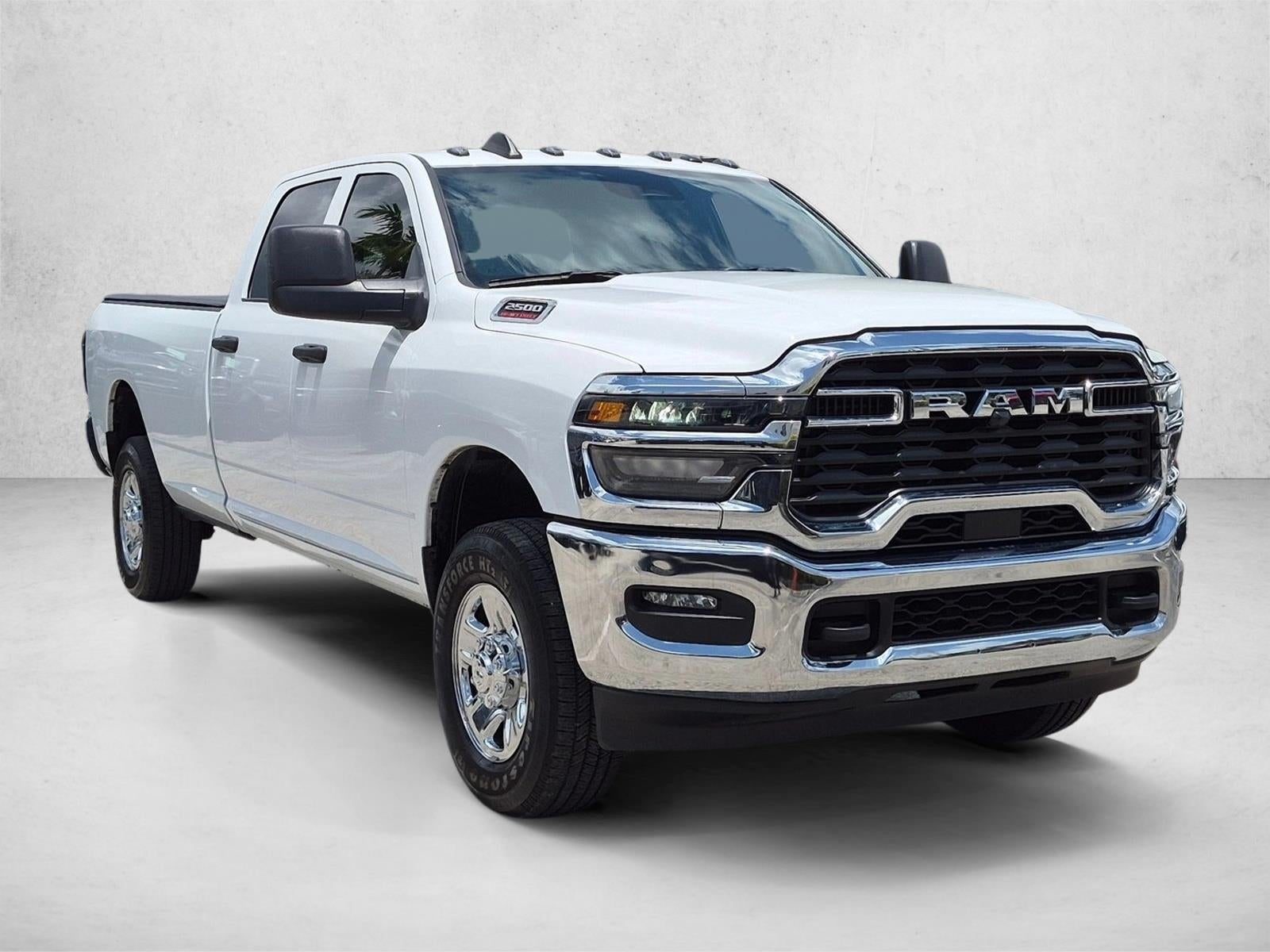 2025 RAM 2500 Tradesman 4x4 Crew Cab 8' Box
