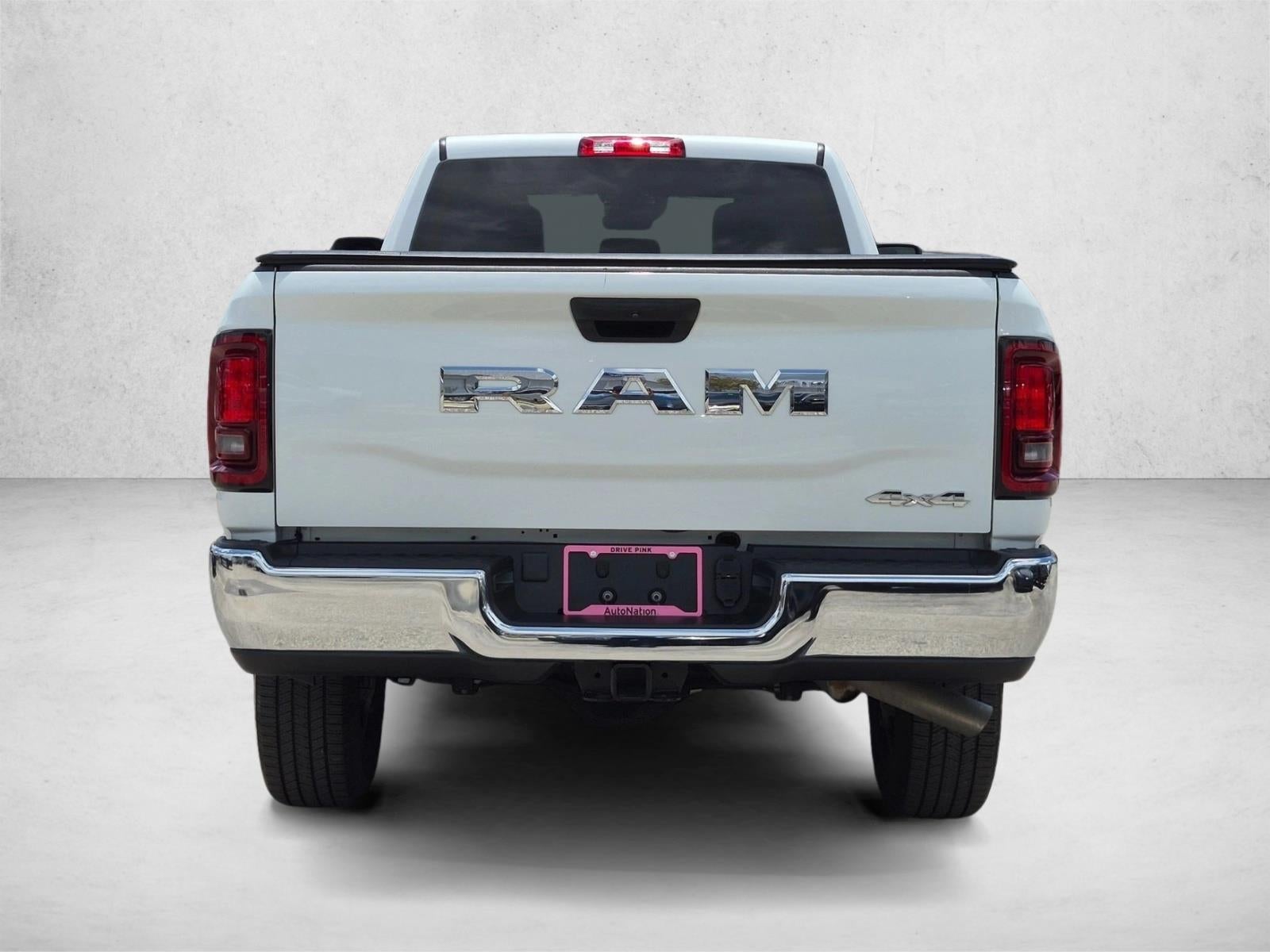 2025 RAM 2500 Tradesman 4x4 Crew Cab 8' Box