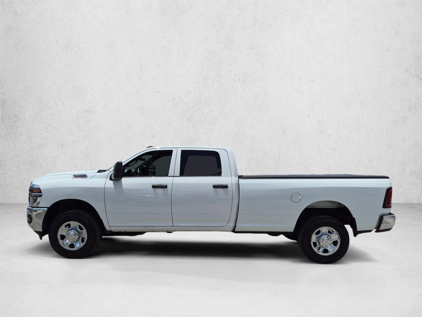 2025 RAM 2500 Tradesman 4x4 Crew Cab 8' Box