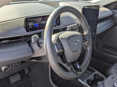 2022 Ford Mustang Mach-E Premium RWD