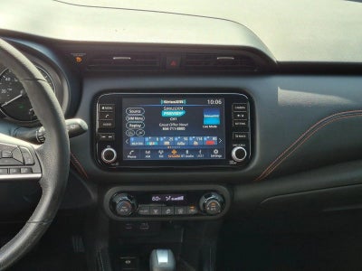 2022 Nissan Kicks SR FWD