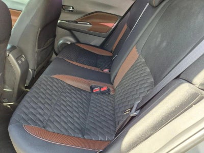 2022 Nissan Kicks SR FWD