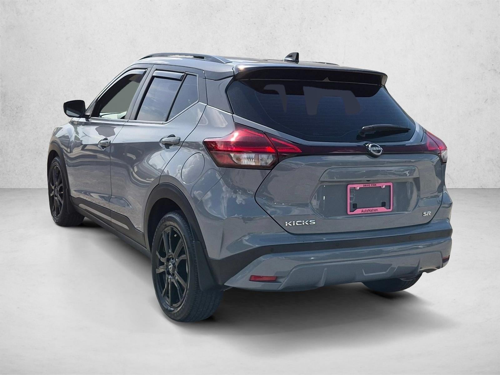 2022 Nissan Kicks SR FWD
