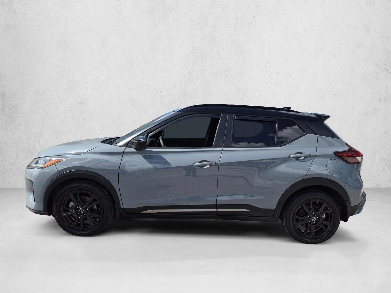 2022 Nissan Kicks SR FWD
