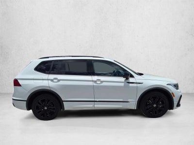 2022 Volkswagen Tiguan 2.0T SE R-Line Black FWD