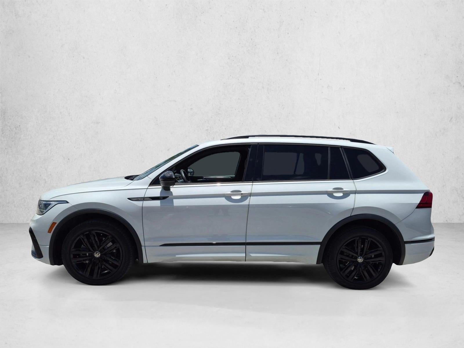 2022 Volkswagen Tiguan 2.0T SE R-Line Black FWD