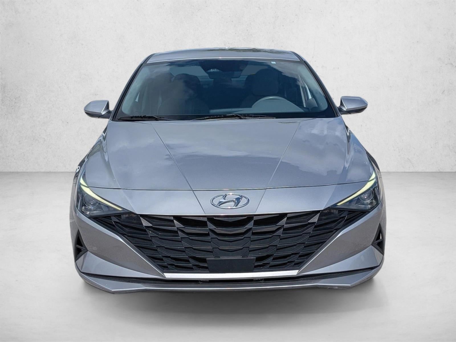 2022 Hyundai ELANTRA SEL IVT