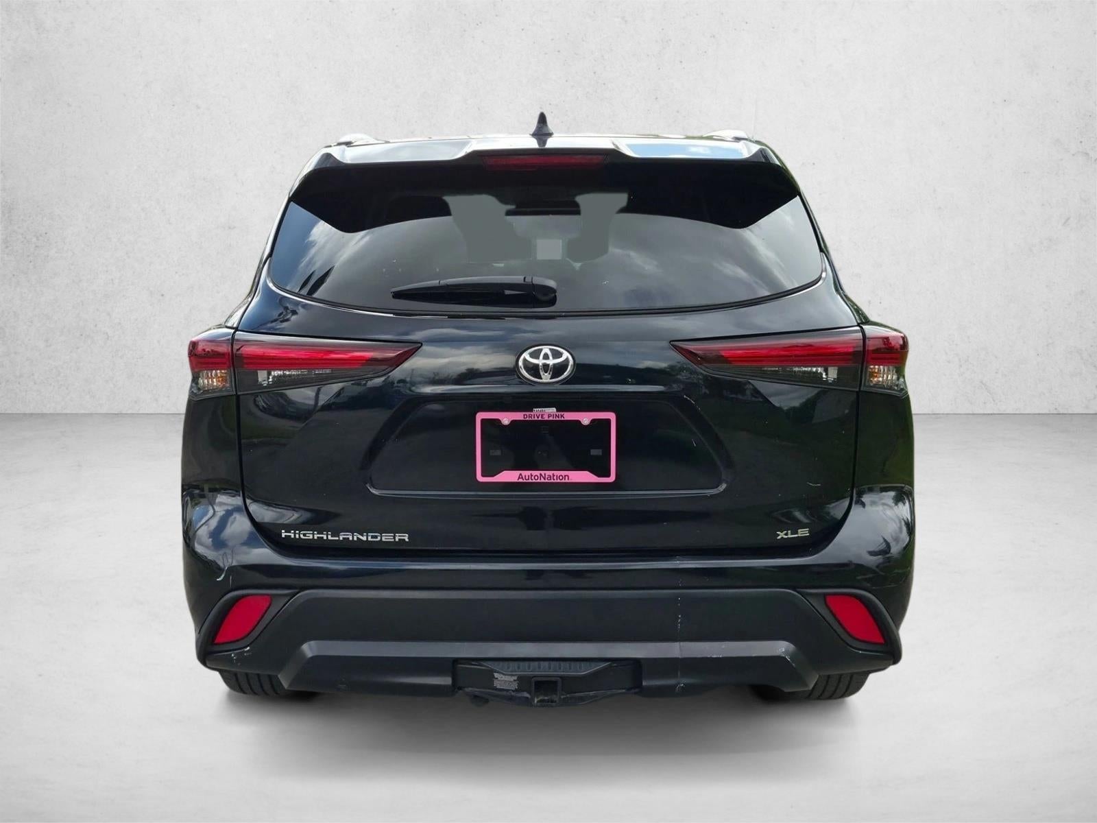 2024 Toyota Highlander XLE FWD (Natl)
