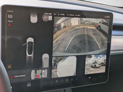 2022 Tesla Model 3 RWD