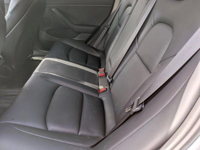 2022 Tesla Model 3 RWD