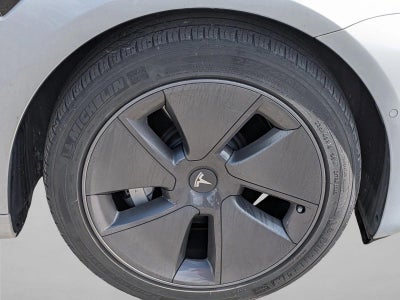 2022 Tesla Model 3 RWD