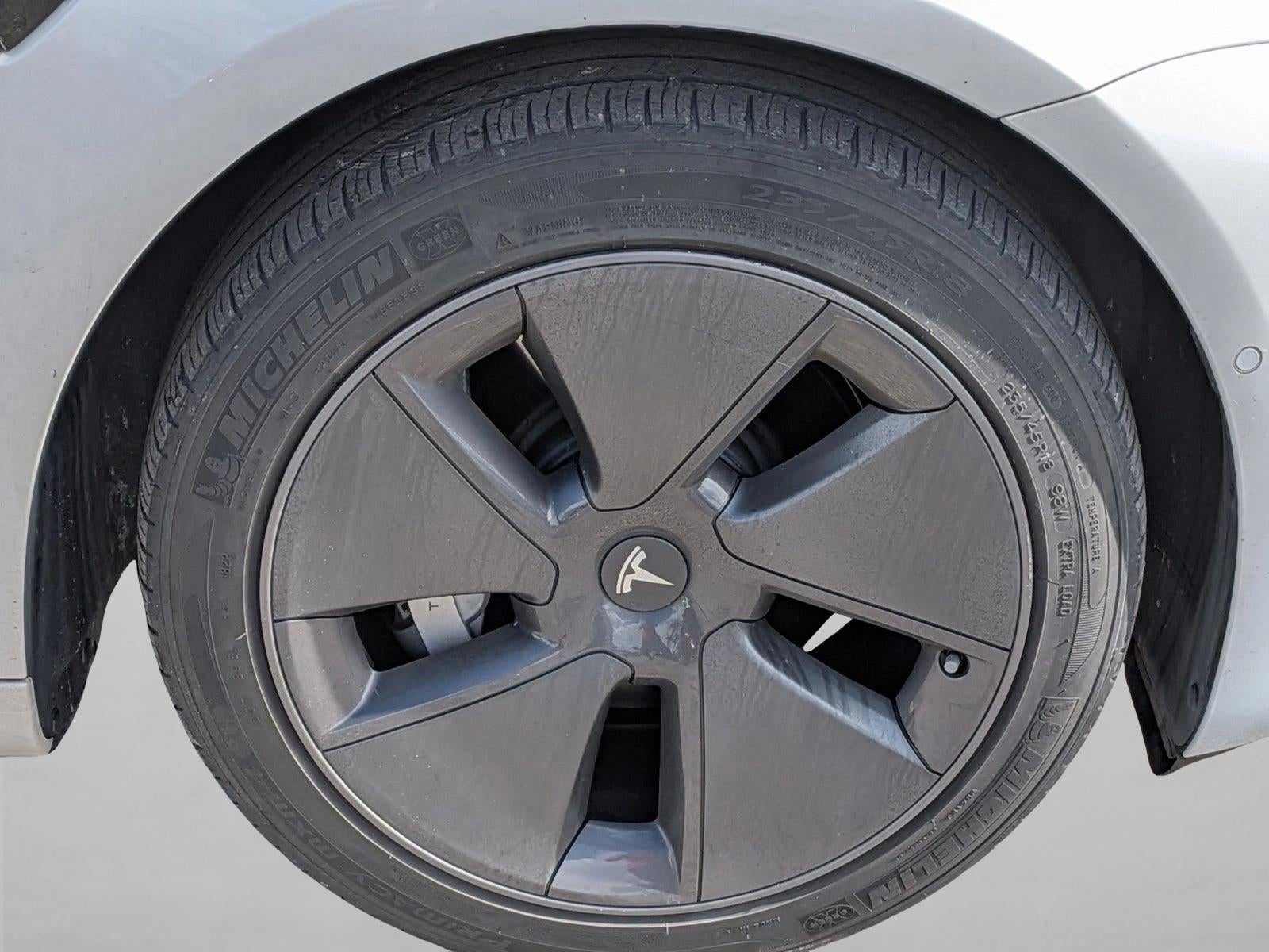 2022 Tesla Model 3 RWD