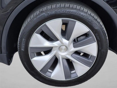 2024 Tesla Model Y Long Range AWD