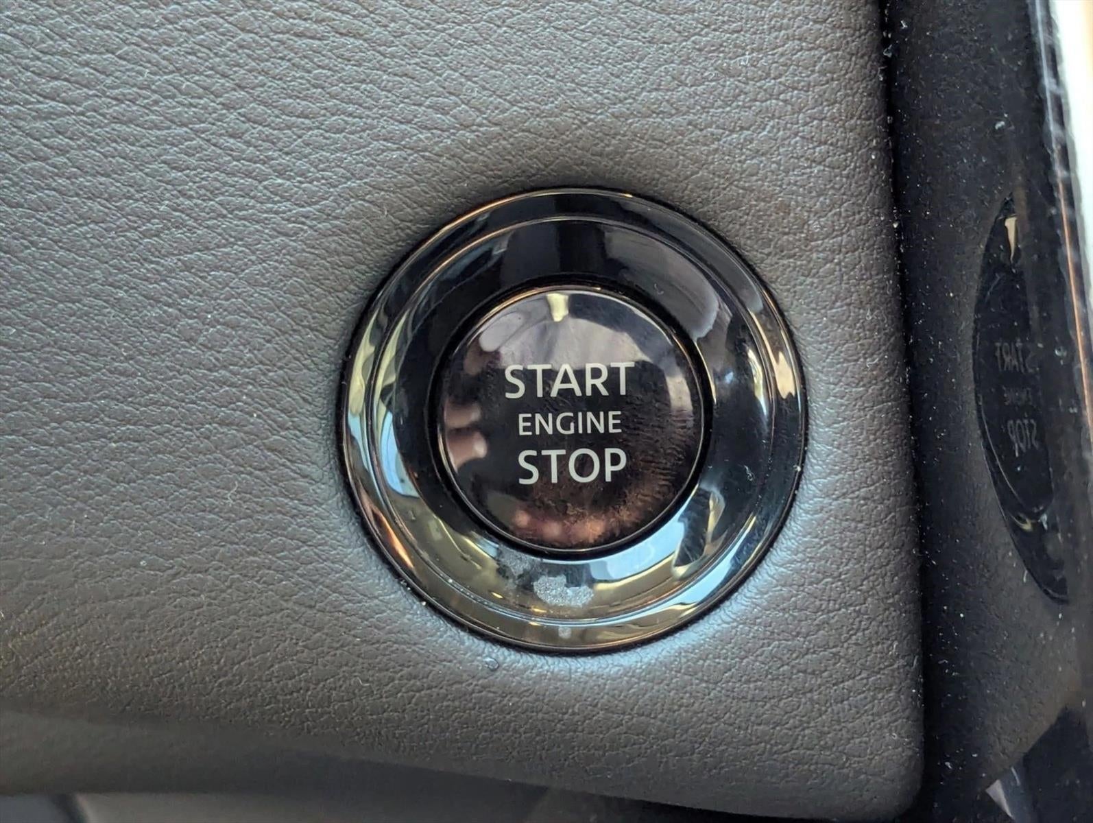 2025 Nissan Armada 4x2 SV