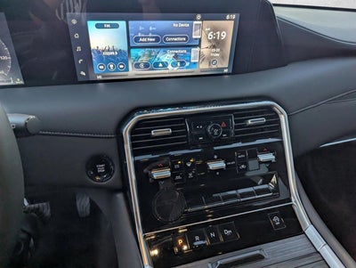 2025 Nissan Armada 4x2 SV