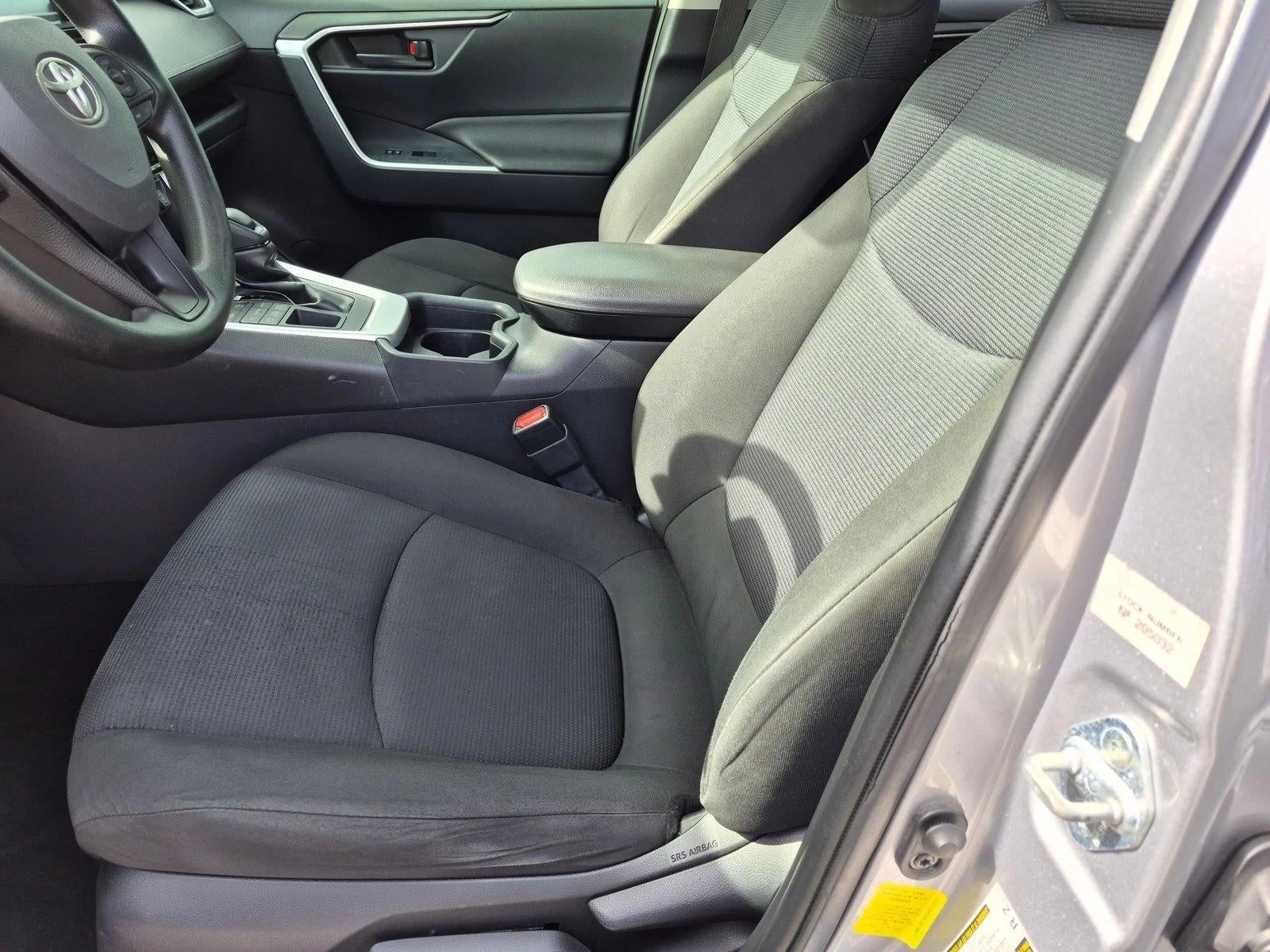 2020 Toyota RAV4 LE AWD (Natl)