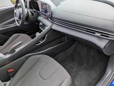 2022 Hyundai ELANTRA SEL IVT