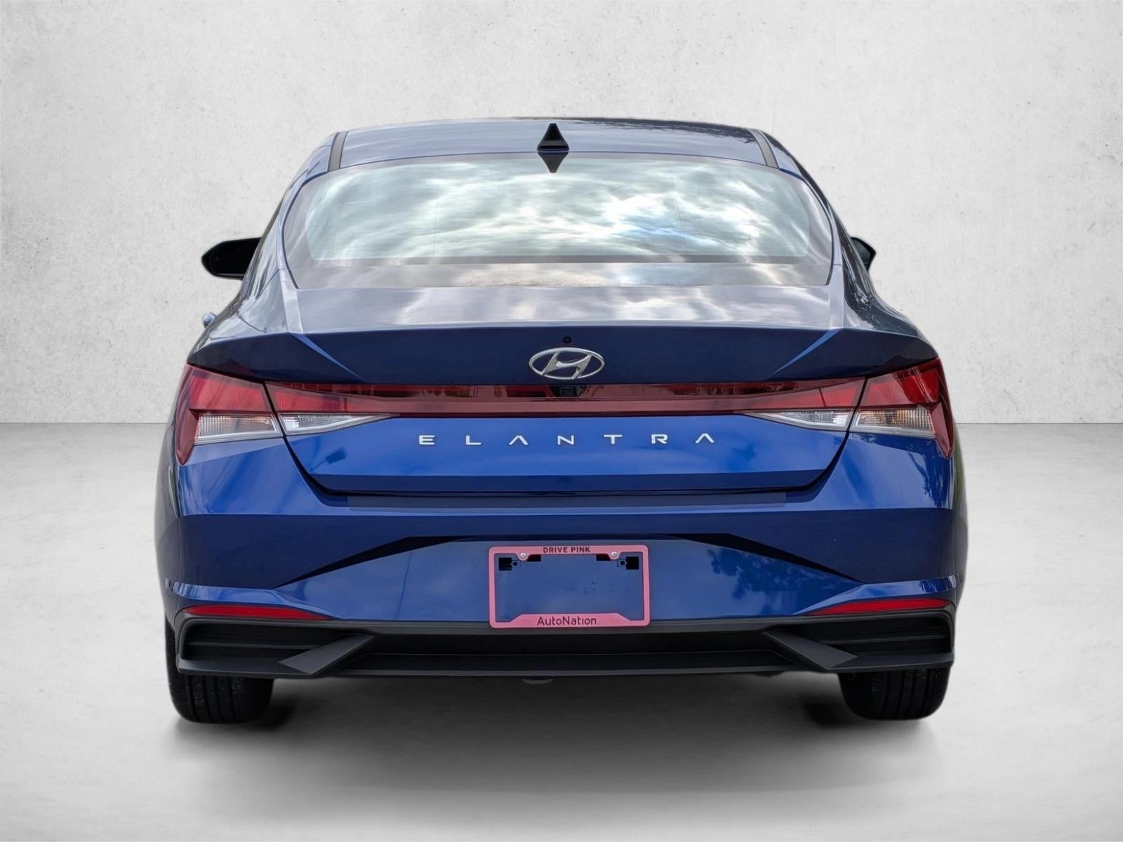 2022 Hyundai ELANTRA SEL IVT