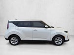 2023 Kia Soul LX IVT