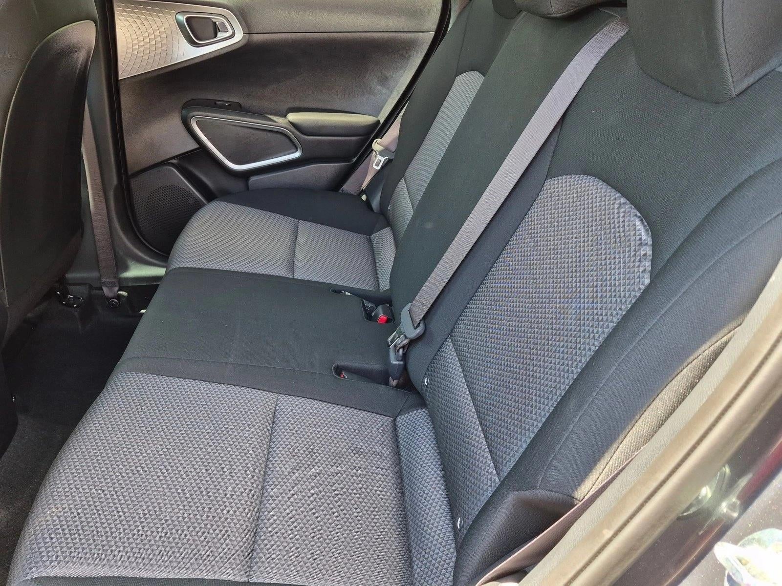 2024 Kia Soul LX IVT