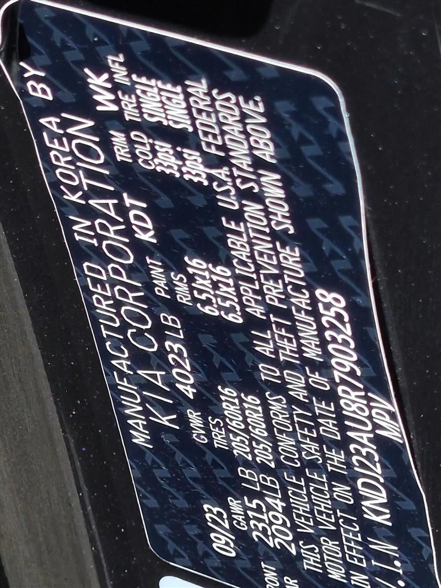2024 Kia Soul LX IVT