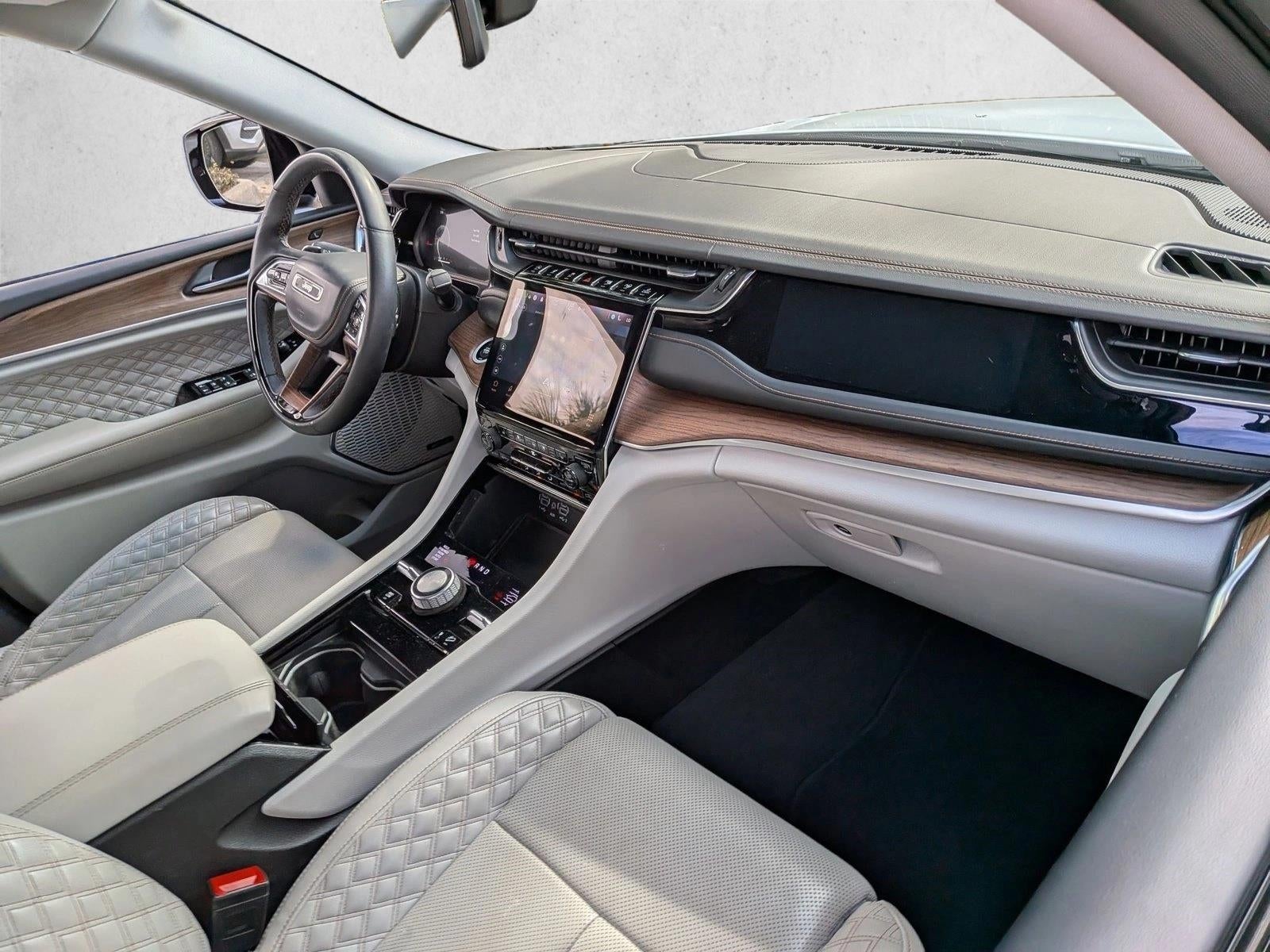 2022 Jeep Grand Cherokee Summit 4x4