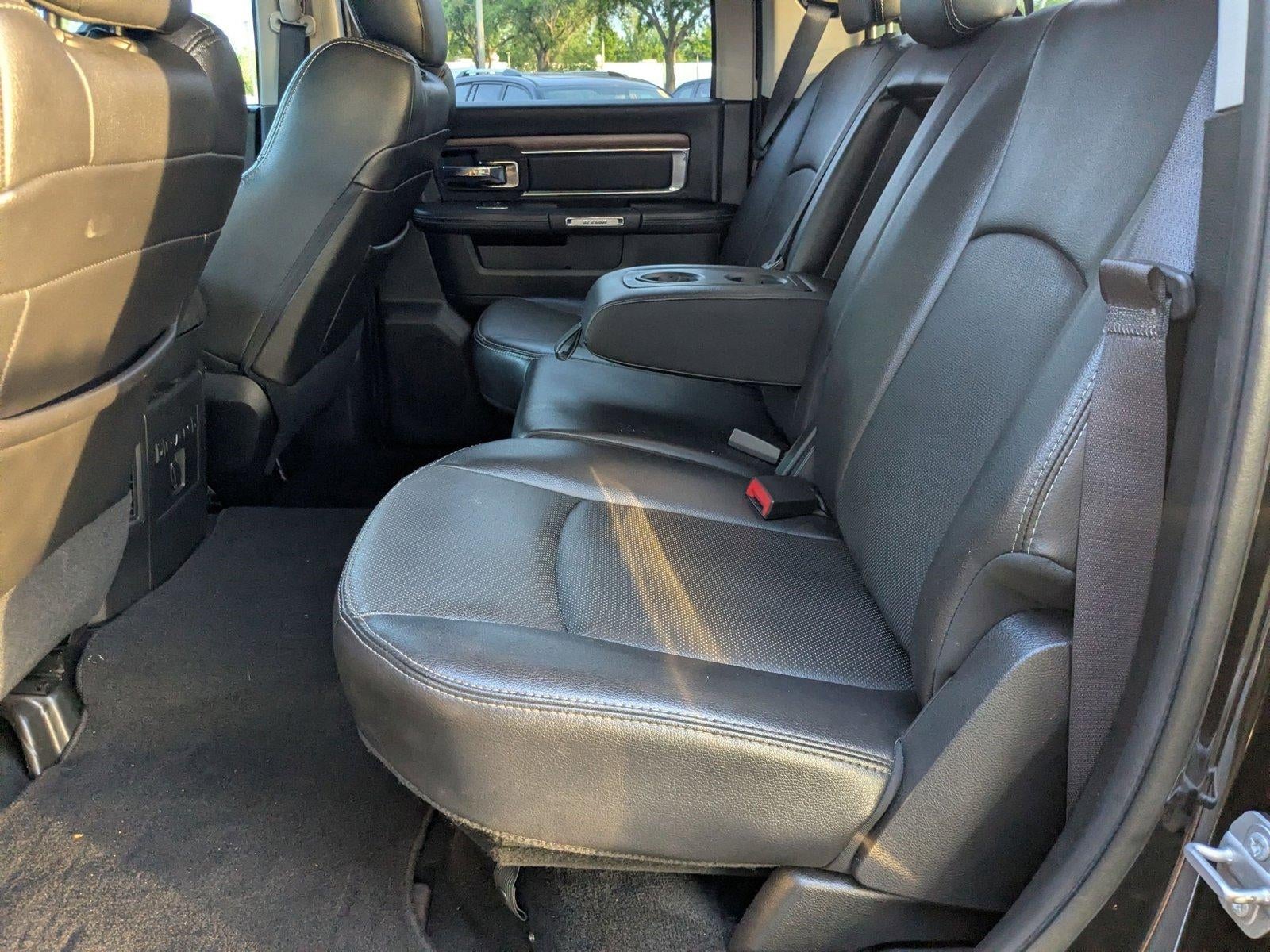 2016 RAM 1500 4WD Crew Cab 5.7 Ft Box Laramie