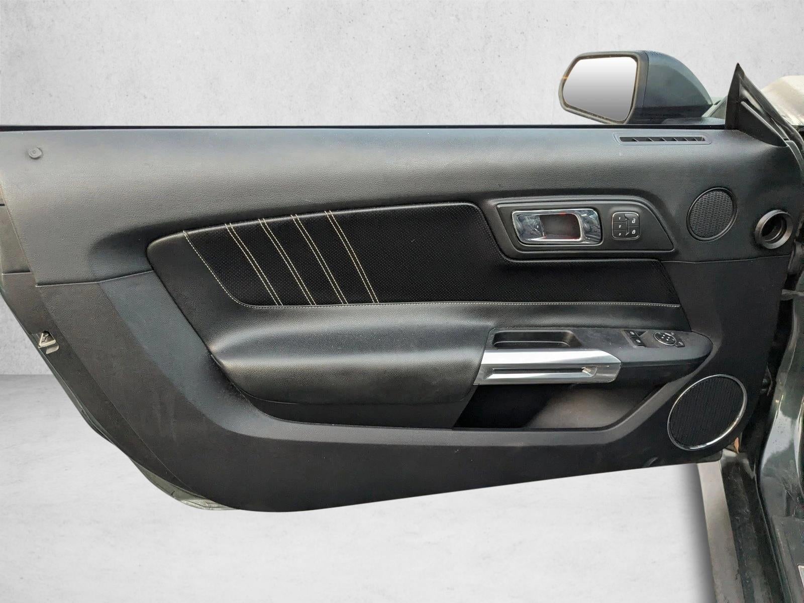 2015 Ford Mustang 2dr Fastback EcoBoost Premium