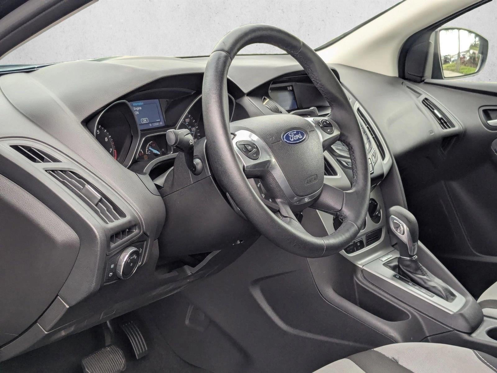 2014 Ford Focus 4dr Sdn SE