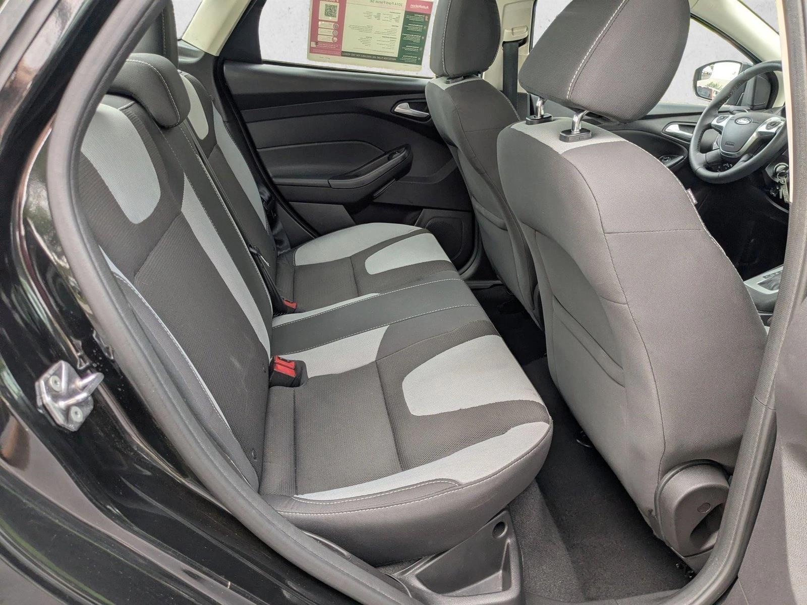 2014 Ford Focus 4dr Sdn SE