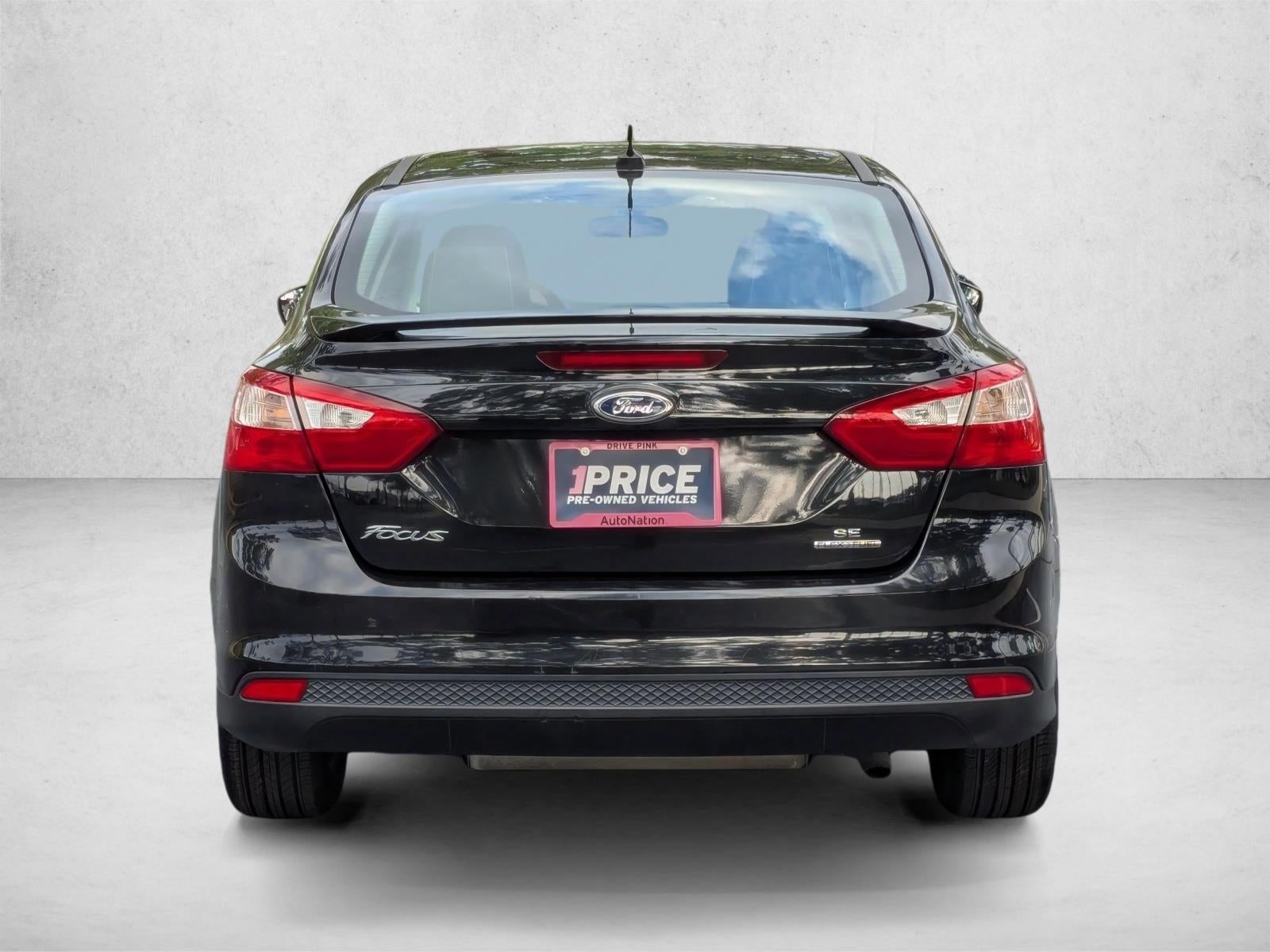 2014 Ford Focus 4dr Sdn SE